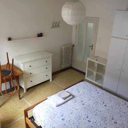 Via Borgo Di San Pietro Guest house Bologna