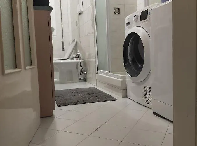 Via Borgo Di San Pietro Hotell Bologna