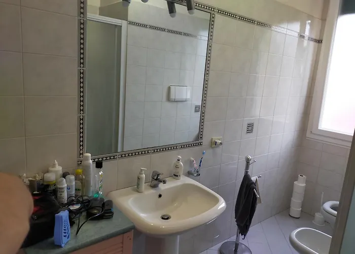 Via Borgo Di San Pietro Hotel Bologna